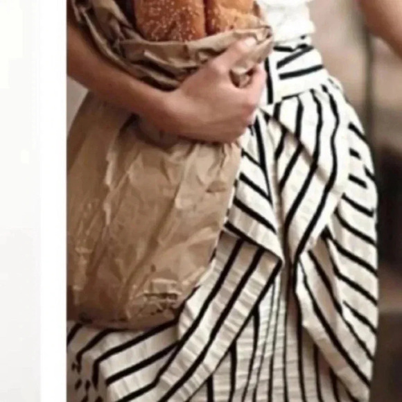 Eva Franco black and white striped skirt size 8 - Picture 4 of 5